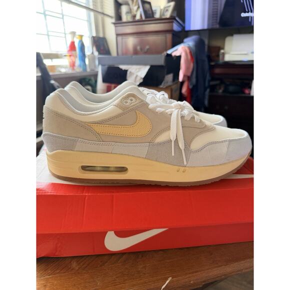 Nike Air Max 1 '87 Women's FJ4735 001 Size 13.5 - Picture 4 of 9